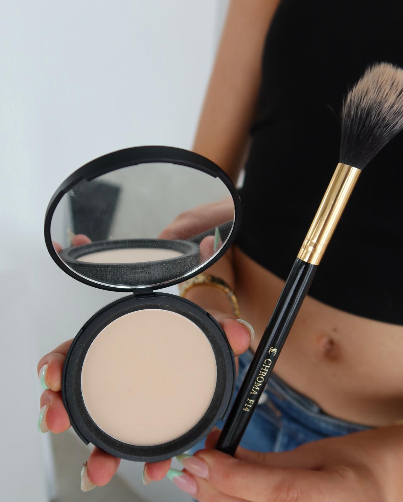 Perfecting Powder – Light Beige 01